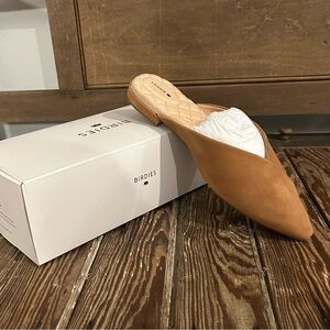 Birdies The Swan Golden Oak Suede 11 NIB